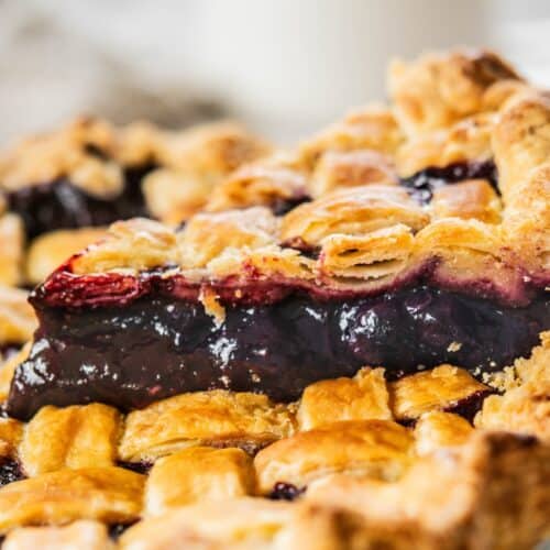 close up blueberry pie.