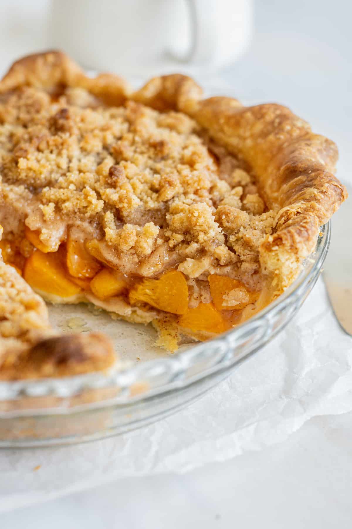 side view of peach pie.