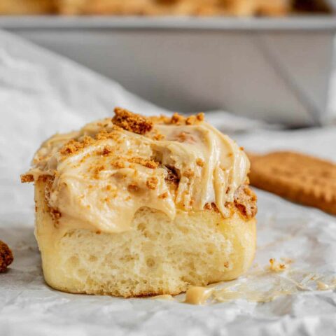 side view of biscoff cinnamon rolls.