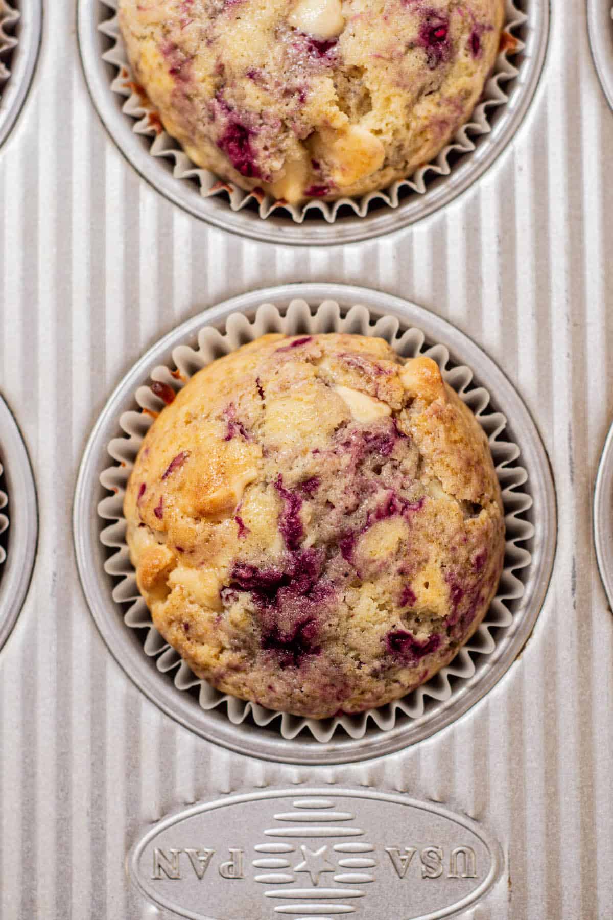 baked raspberry muffins.