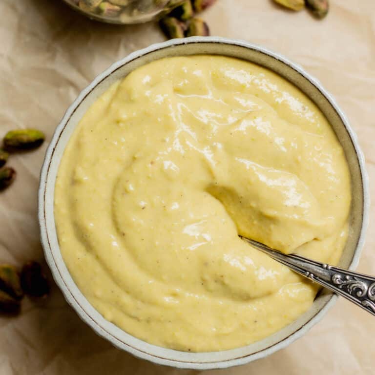 Pistachio Pastry Cream – Crème Pâtissière À La Pistache