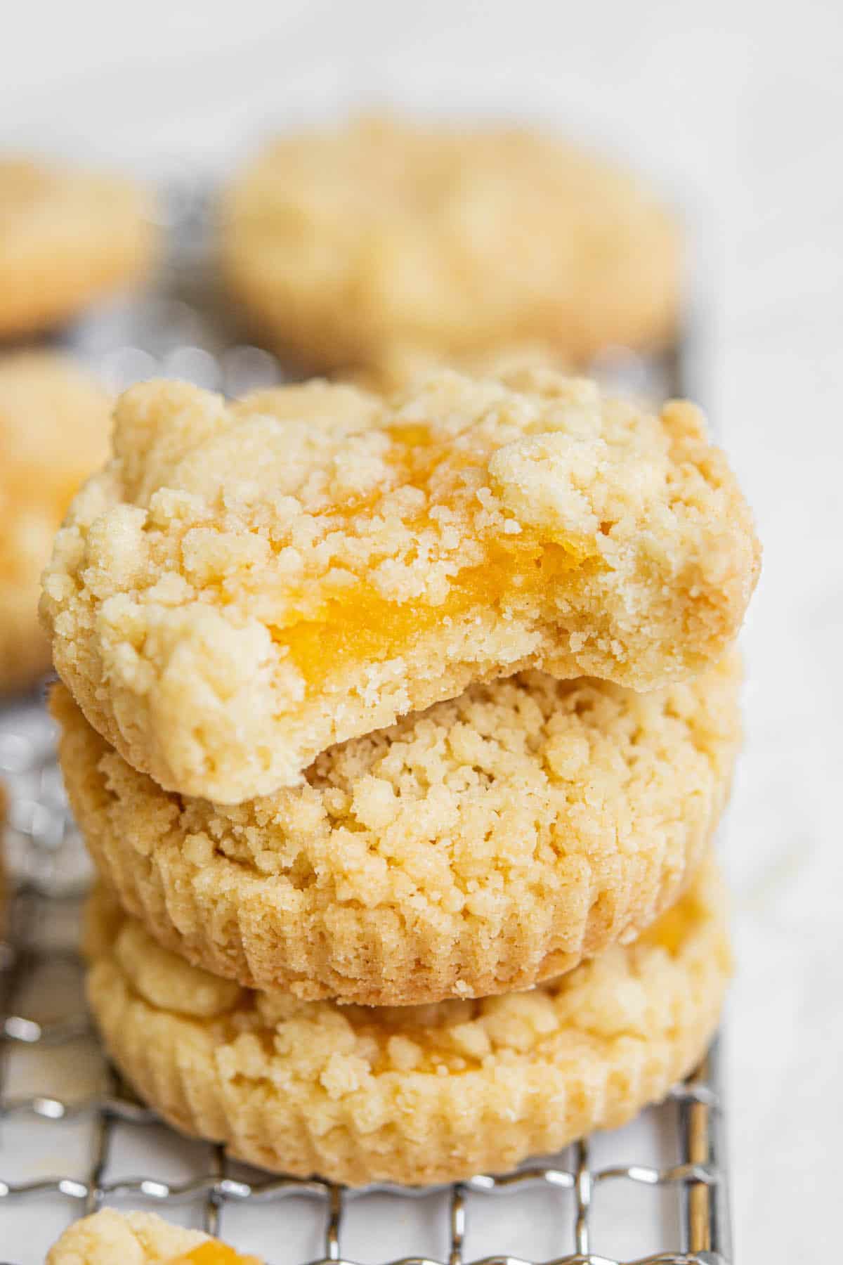 stacked crumble cookies with lemon curd.